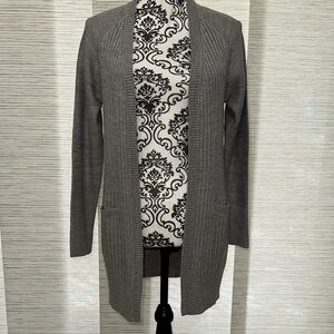 Razzle Dazzle Gray Pached Elbows Cardigan Sz.‎ S
